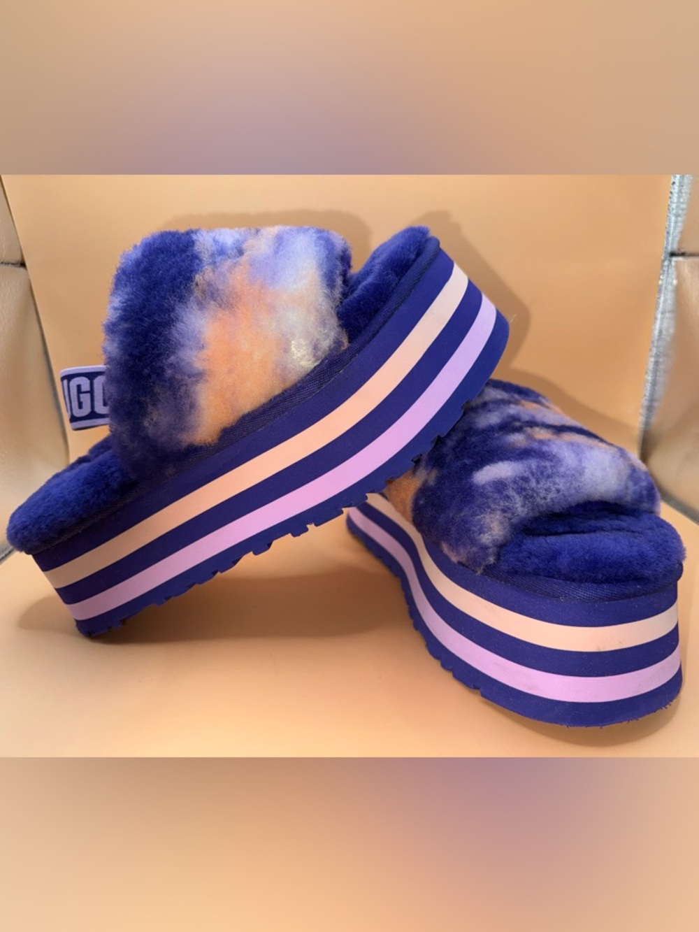 UGG Disco Platform Slides Purple Tie Dye Fluffy Sandals Women’s 7